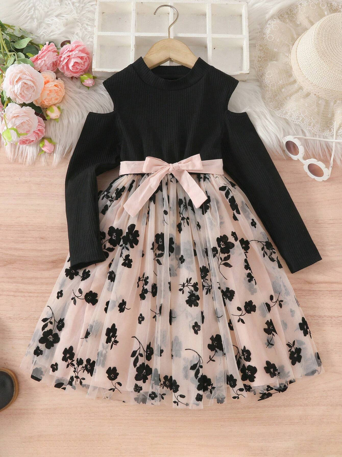 Young Girl Autumn Floral Contrast Mesh Flocked Off Shoulder Princess Long Sleeve Dress