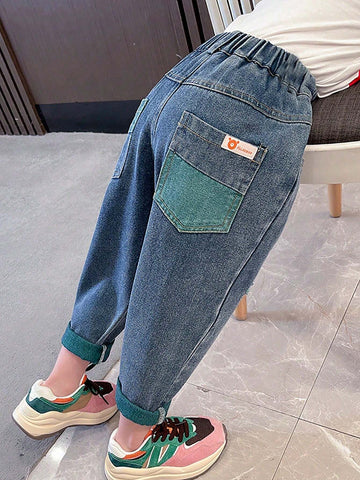 Young Girl Bear Patch Contrast Color Ripped Tapered Jeans