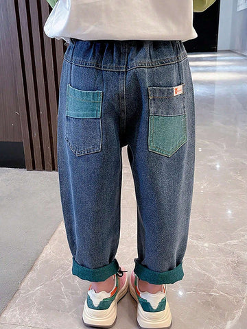 Young Girl Bear Patch Contrast Color Ripped Tapered Jeans