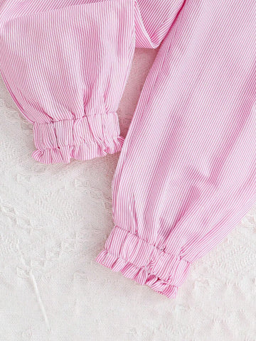 Young Girl Cartoon Bear Embroidered Round Neck Short Sleeve T-Shirt And Striped Jogger Pants Two Piece Set For Summer