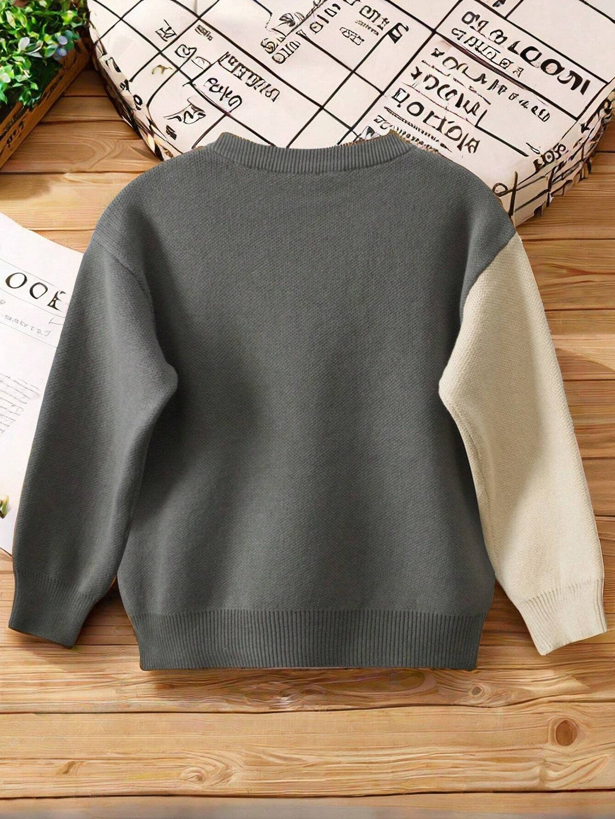 Young Girl Cartoon Cat Pattern Round Neck Long Sleeve Casual Sweater, Autumn/Winter