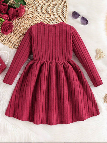 Young Girl Casual Solid Color Ribbed Knit Dress