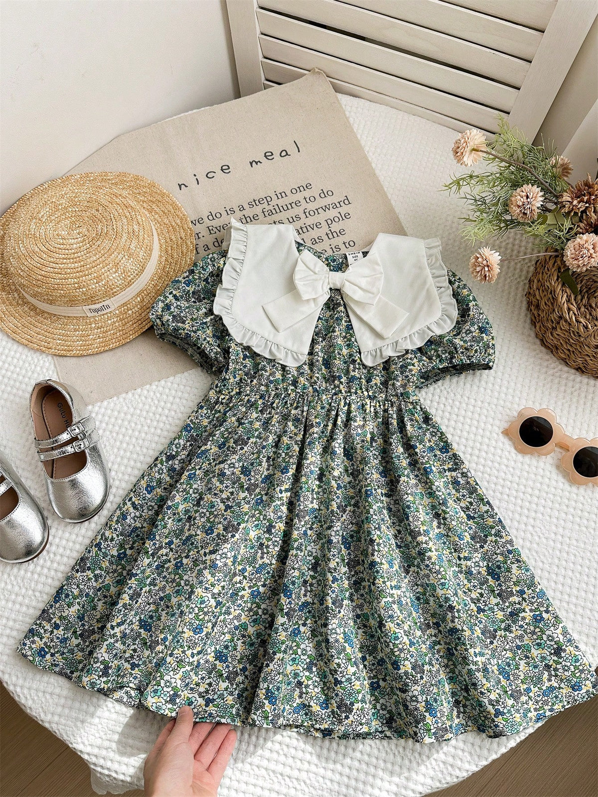 Young Girl Chiffon Ditsy Floral Ruffle Hem Casual Dress