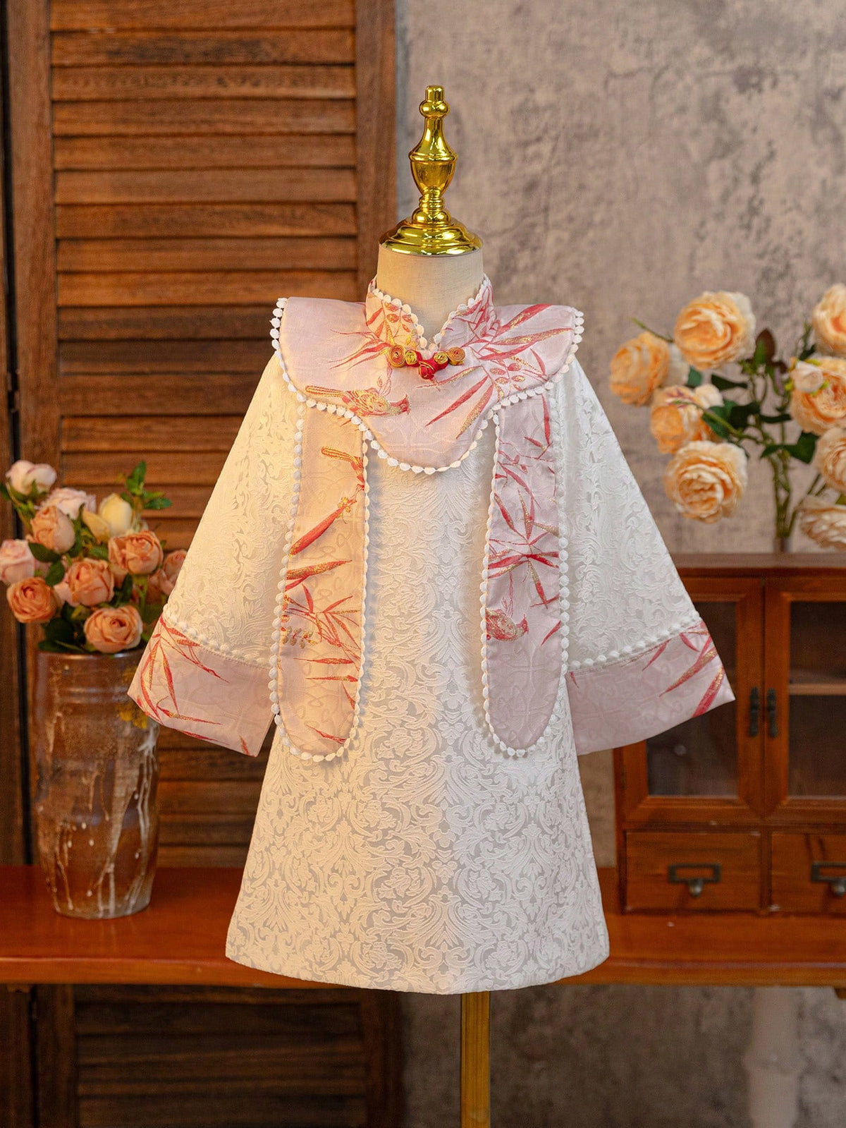 Young Girl' Chinese New Year Pink Long Sleeve Retro Cheongsam Dress With Traditional Embroidery