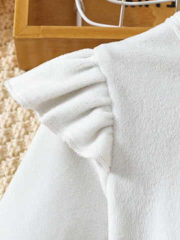 Young Girl Christmas Santa Claus Print Round Neck Cap Sleeve Top & Mesh Tulle Ruffle Hem Dress Set