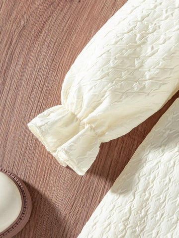 Young Girl' Color Block Dress With Peter Pan Collar, Ruffle Trim Cuffs, Bow Accent, Showing A Sweet And Adorable Style.