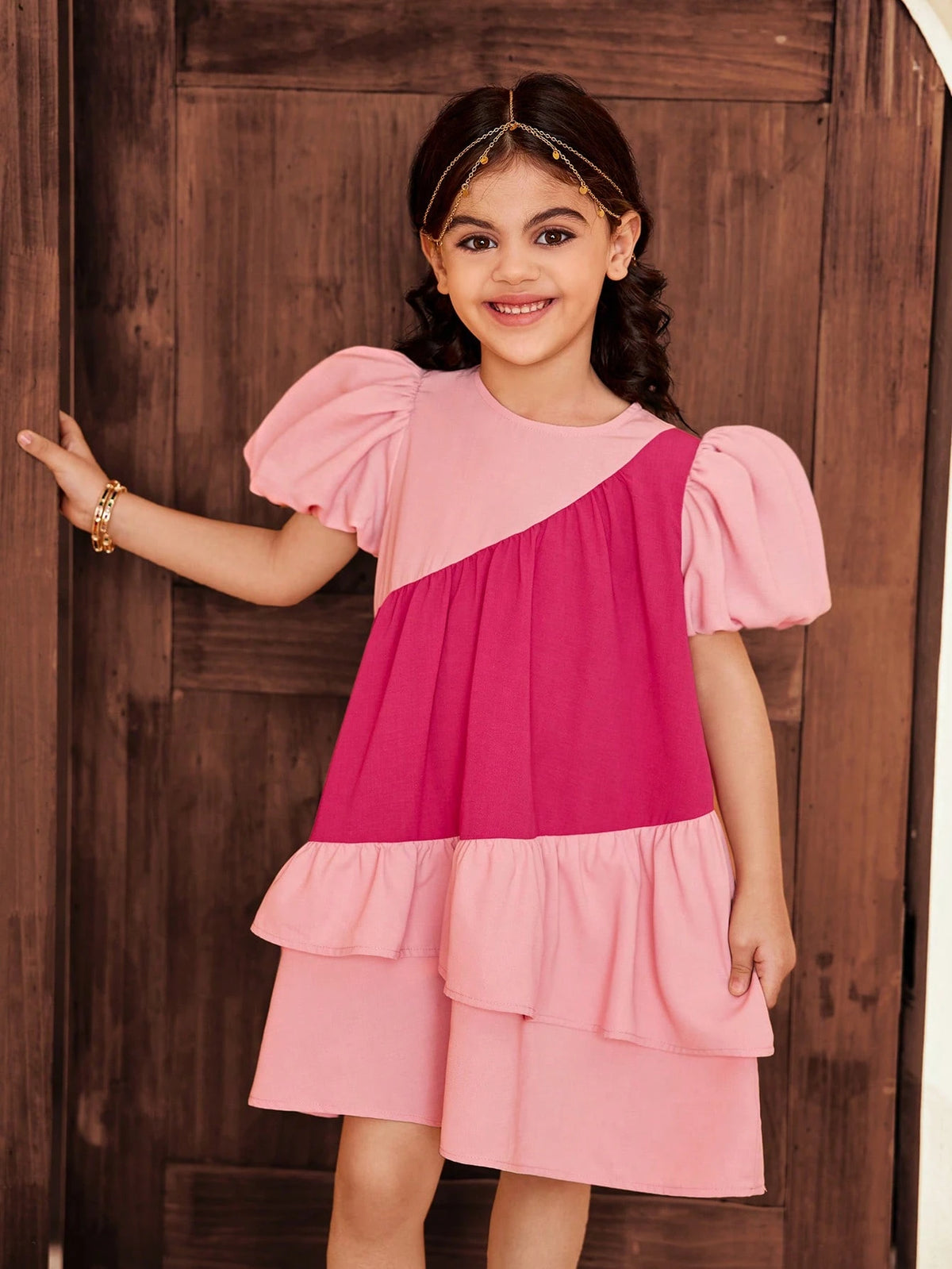 Young Girl Color Block Round Neck Fitted Casual Dress