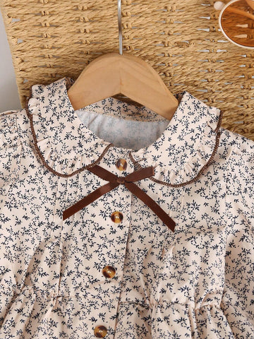 Young Girl Countryside Ditsy Floral Dress With Peter Pan Collar, Regular Shoulder, Puff Sleeves And A-Line Waist