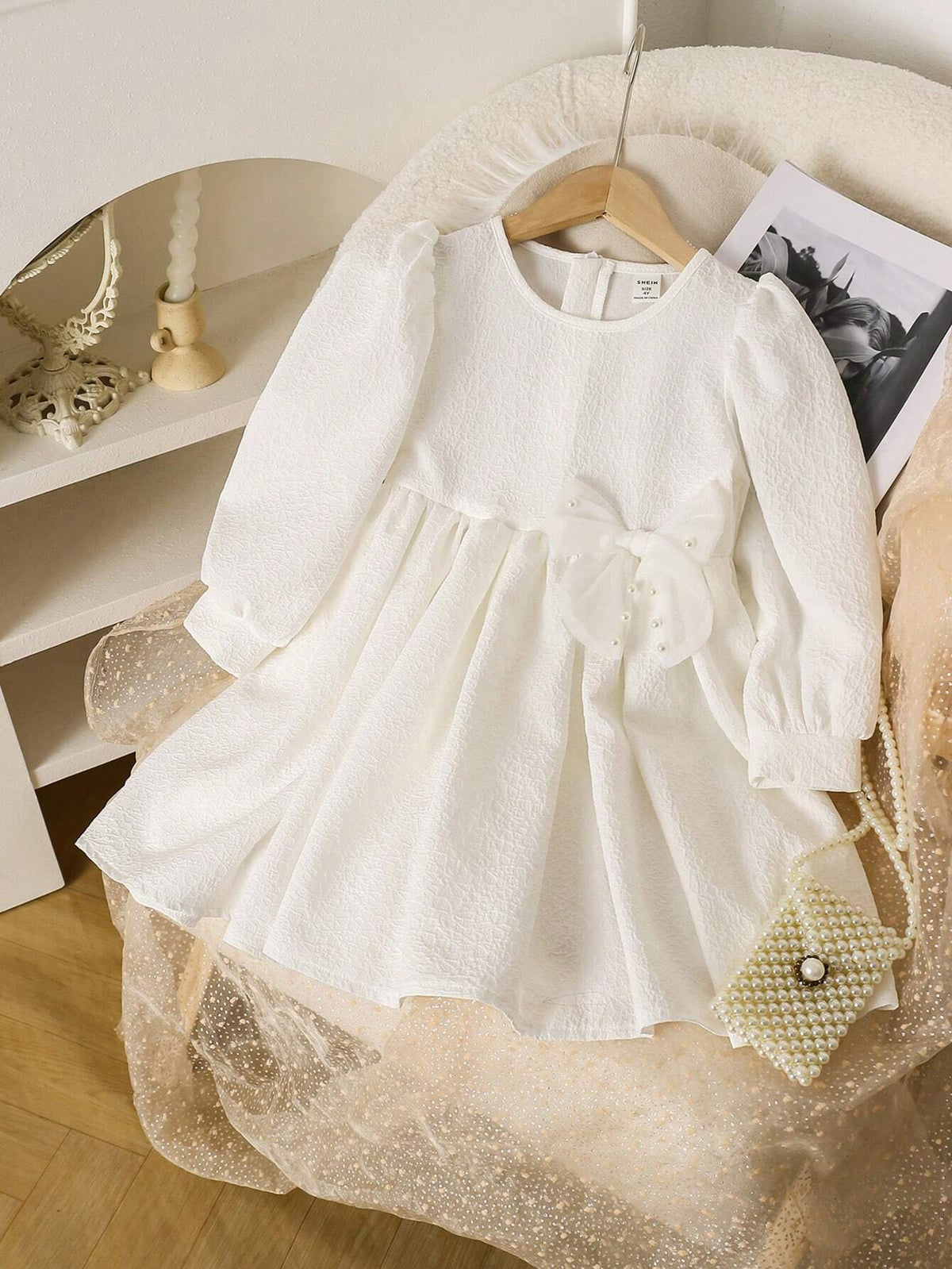Young Girl Crew Neck Bow Decor Elegant Long Sleeve Dress