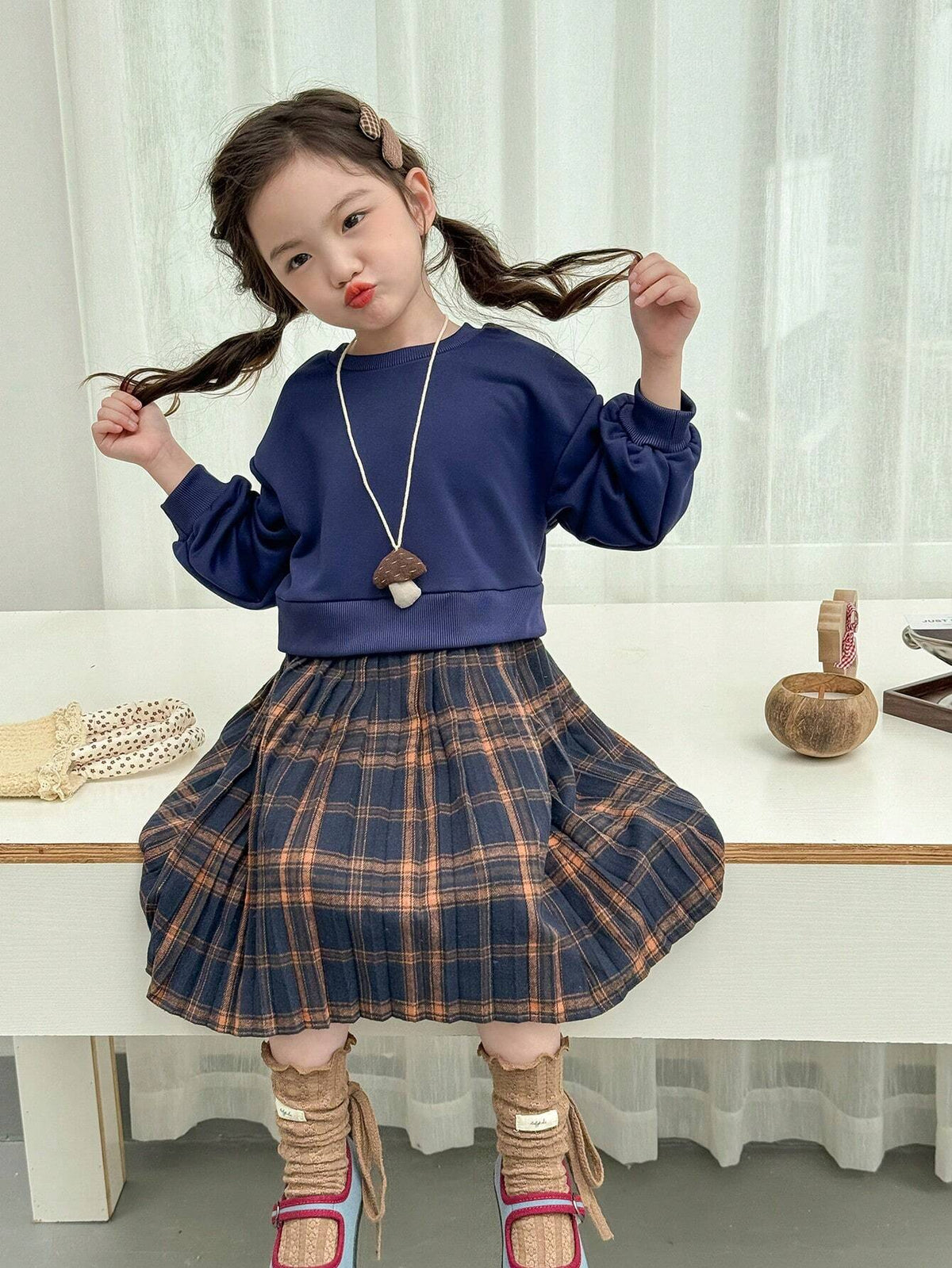 Young Girl Crew Neck Drop Shoulder Long Sleeve Plaid Patchwork Pleated Hem Dress, Autumn