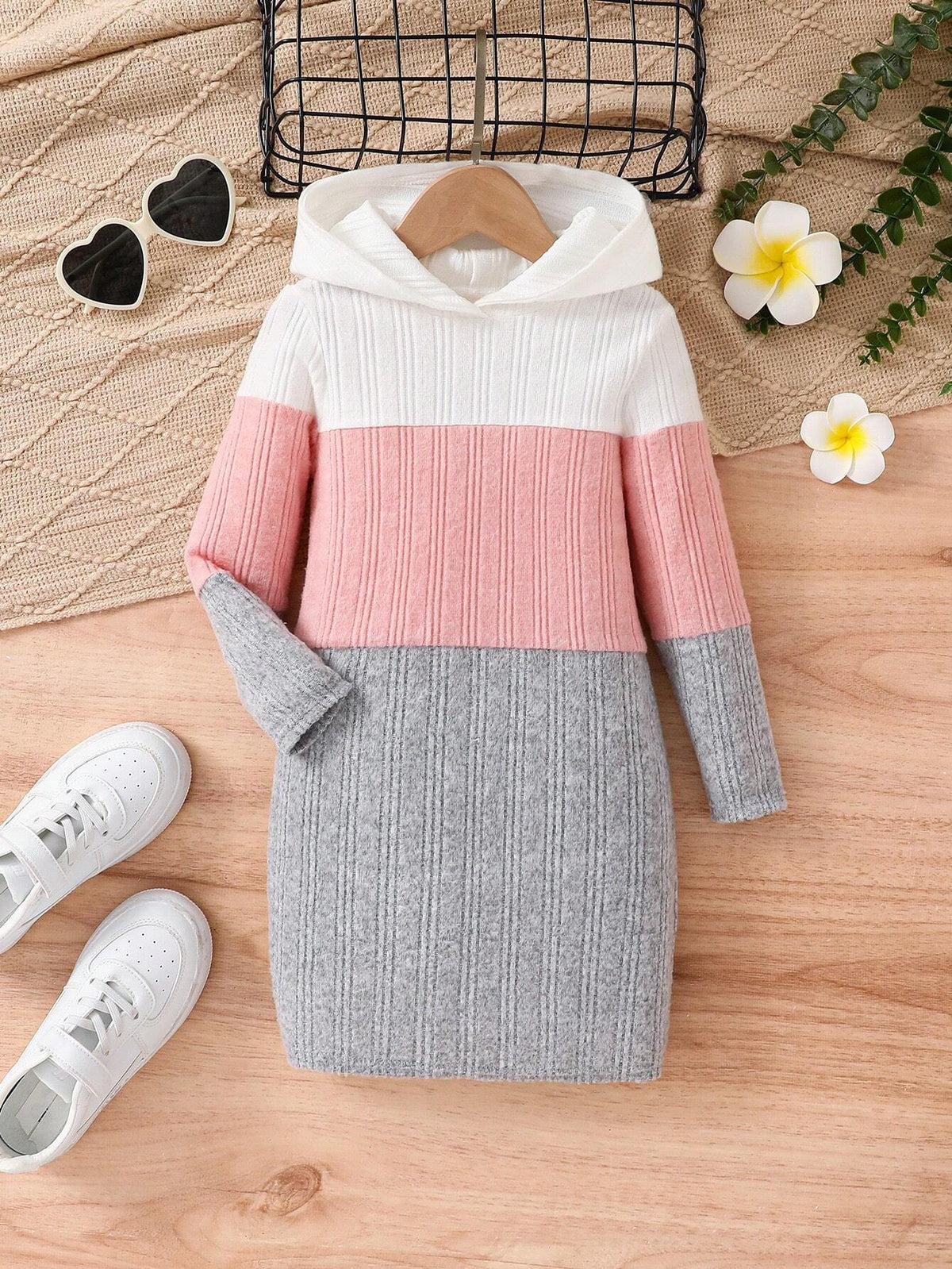 Young Girl Cute Colorblock Ribbed Knit Hooded Dress, Warm And Comfortable Long Sleeve ,Great For Casual & Daily Wear & School Daily In Autumn & Winter