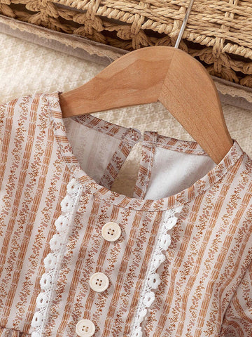 Young Girl Ditsy Floral Crew Neck Long Sleeve Ruffle Hem Cute Shirt, Spring/Summer