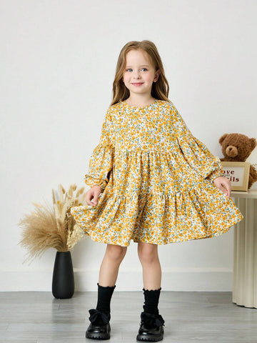 Young Girl Ditsy Floral Loose Round Neck Puff Sleeve Casual Dress