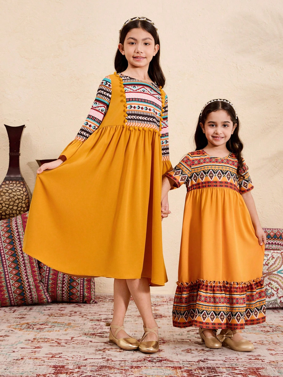 Young Girl Ditsy Floral Round Neck Bodycon Dress