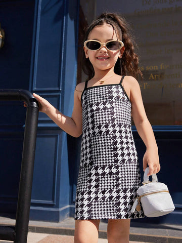 Young Girl Fashion Houndstooth Print Dress, Elegant Trendy Versatile Design, Suitable For Layering With Tees, Comfortable And Flattering Fit For Summer