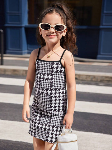 Young Girl Fashion Houndstooth Print Dress, Elegant Trendy Versatile Design, Suitable For Layering With Tees, Comfortable And Flattering Fit For Summer