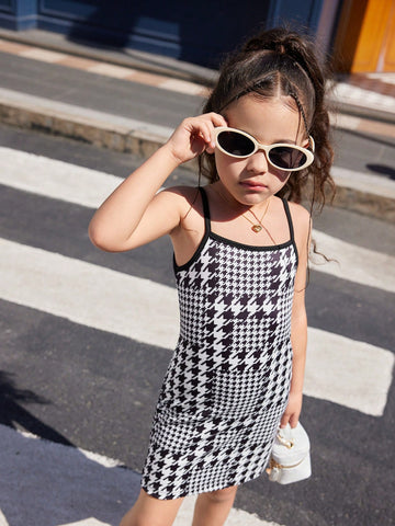 Young Girl Fashion Houndstooth Print Dress, Elegant Trendy Versatile Design, Suitable For Layering With Tees, Comfortable And Flattering Fit For Summer