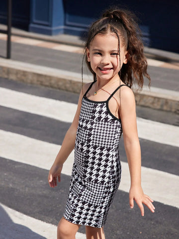 Young Girl Fashion Houndstooth Print Dress, Elegant Trendy Versatile Design, Suitable For Layering With Tees, Comfortable And Flattering Fit For Summer