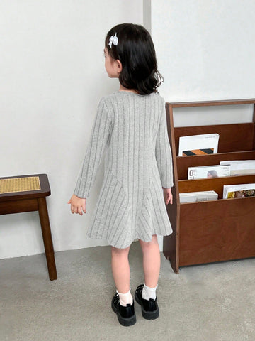 Young Girl Fashionable And Elegant Solid Knit Slim Fit Casual Dress