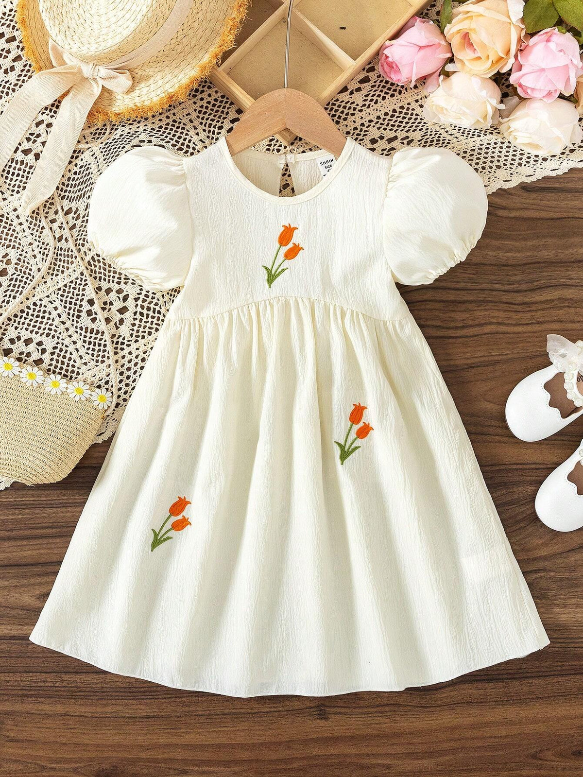 Young Girl Floral Embroidered Puff Sleeve Vacation Casual Dress