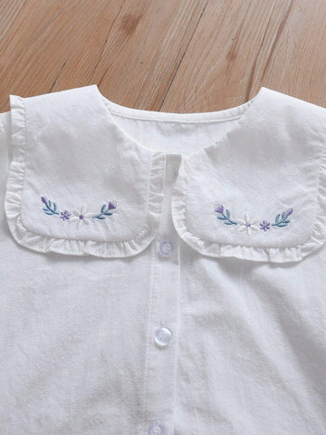 Young Girl Floral Embroidery Statement Collar Blouse