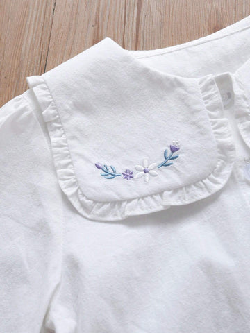 Young Girl Floral Embroidery Statement Collar Blouse