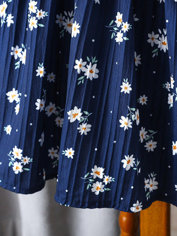 Young Girl Floral Print Long Sleeve Dress