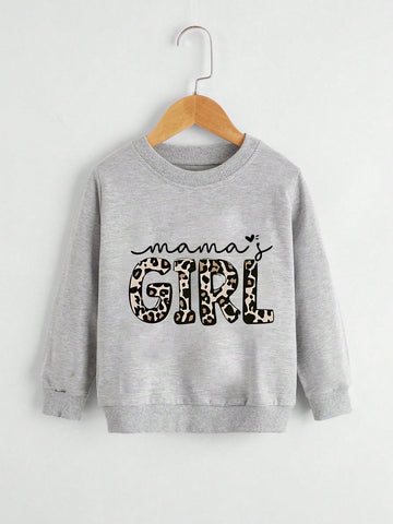 Young Girl Graphic Minimalist Fashion Casual Crew Neck Pullover Sweatshirt