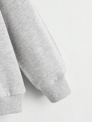 Young Girl Graphic Minimalist Fashion Casual Crew Neck Pullover Sweatshirt