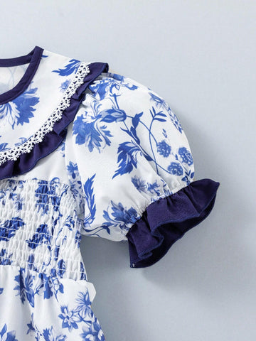 Young Girl Holiday Style Ditsy Floral Peter Pan Collar Shirt & Shorts Set
