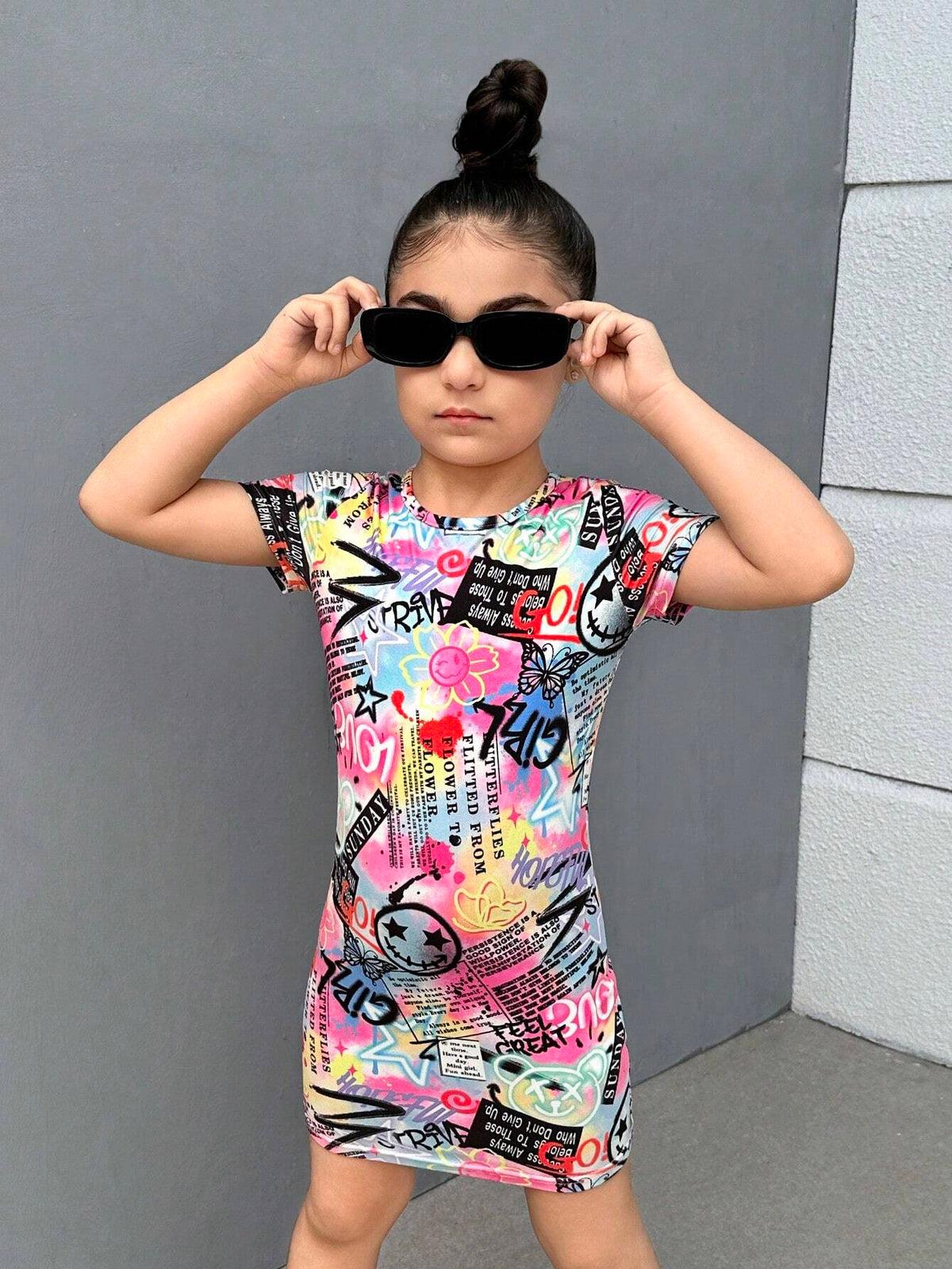 Young Girl Knitted Short Bodycon Casual Dress With Letter Graffiti Pattern
