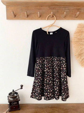 Young Girl Knitted Solid Color Patchwork Floral Casual Dress