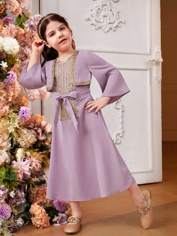 Young Girl Knitted Solid Color V-Neck Embroidered Ribbon False Two-Piece Dress