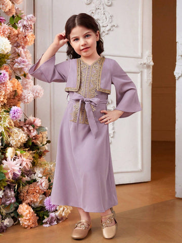 Young Girl Knitted Solid Color V-Neck Embroidered Ribbon False Two-Piece Dress