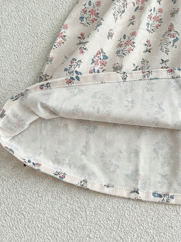 Young Girl Long Sleeve Floral Print Bubble Lantern Sleeve Skater Dress