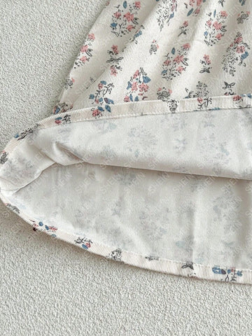 Young Girl Long Sleeve Floral Print Bubble Lantern Sleeve Skater Dress