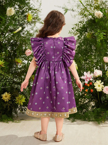 Young Girl Loose Casual Dress With Jacquard Floral Embroidery And Ruffled Hem