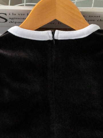 Young Girl One-Piece Jumpsuit With Long Sleeves, Contrast Trim & Decorative Pockets, Comfortable Stretchy Fabric