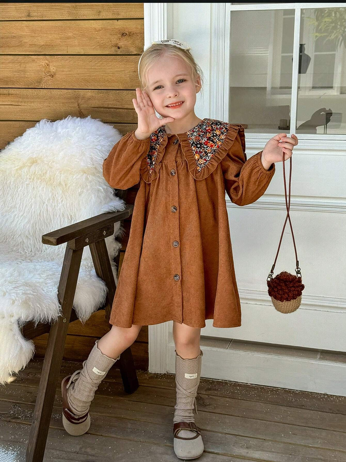 Young Girl Plain Collar Ruffle Hem Fitted Casual Dress