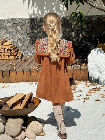 Young Girl Plain Collar Ruffle Hem Fitted Casual Dress