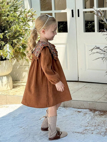 Young Girl Plain Collar Ruffle Hem Fitted Casual Dress
