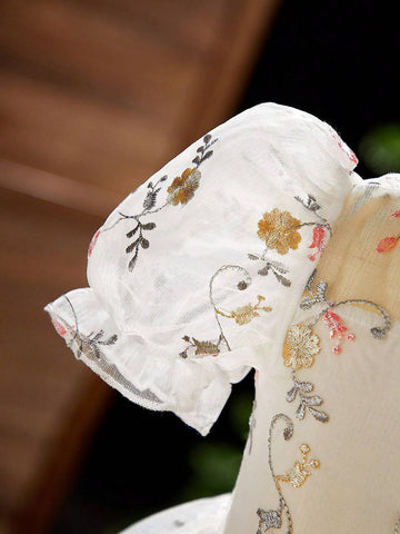 Young Girl Princess Dress Beautiful Embroidery Light Formal Dress Sweet Elegant Dress