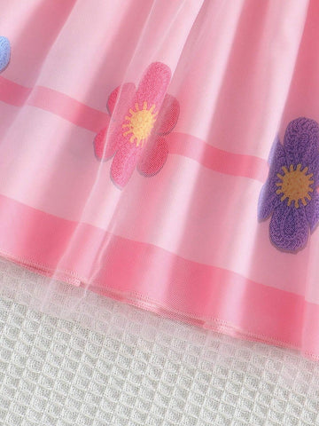 Young Girl Round Neck Patchwork Ruffle Trim Cute 3D Floral Mesh Overlay Dress