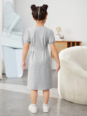 Young Girl Round Neck Short Sleeve Waist Pleated Casual Dress