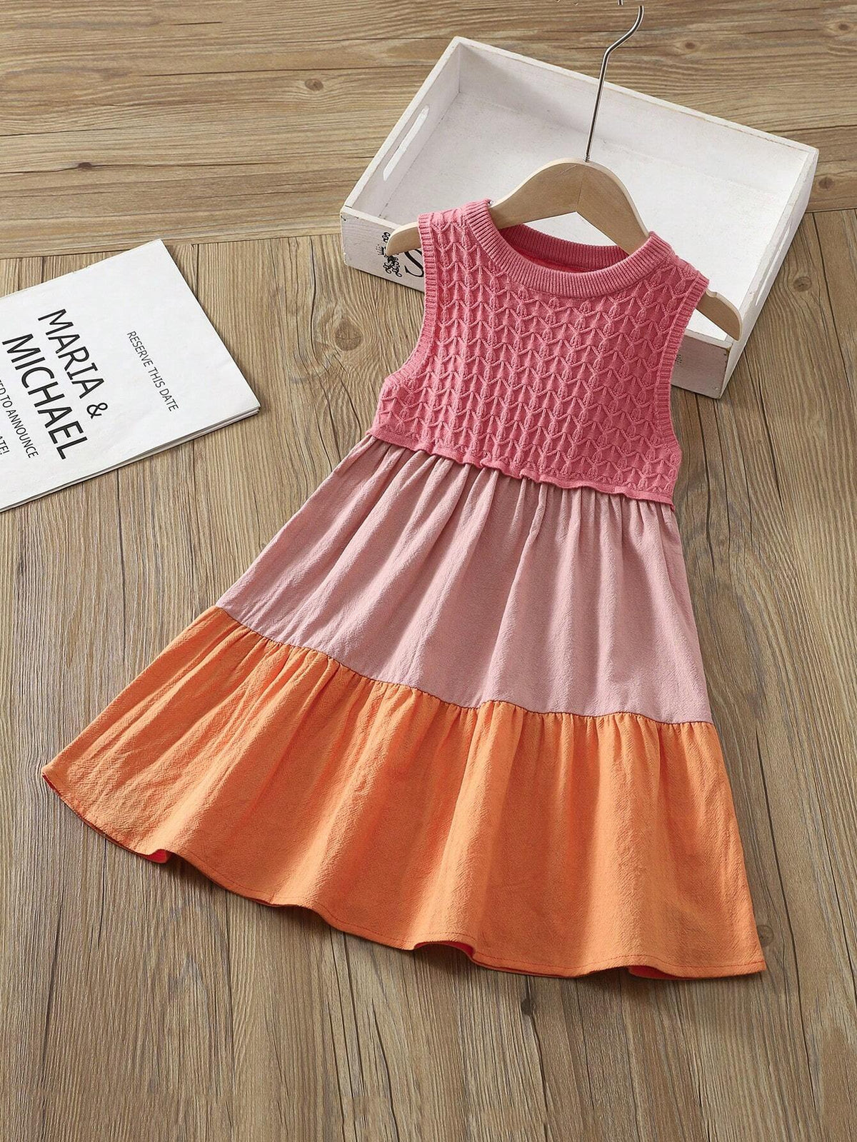Young Girl Round Neck Sleeveless Color-Block Loose Casual Sweater Dress