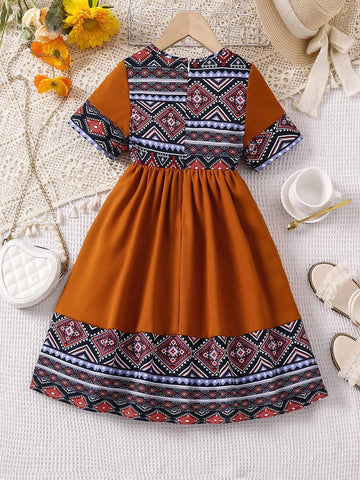 Young Girl Short-Sleeved Vacation Geometric Print Splice Dress With Gathered Waist