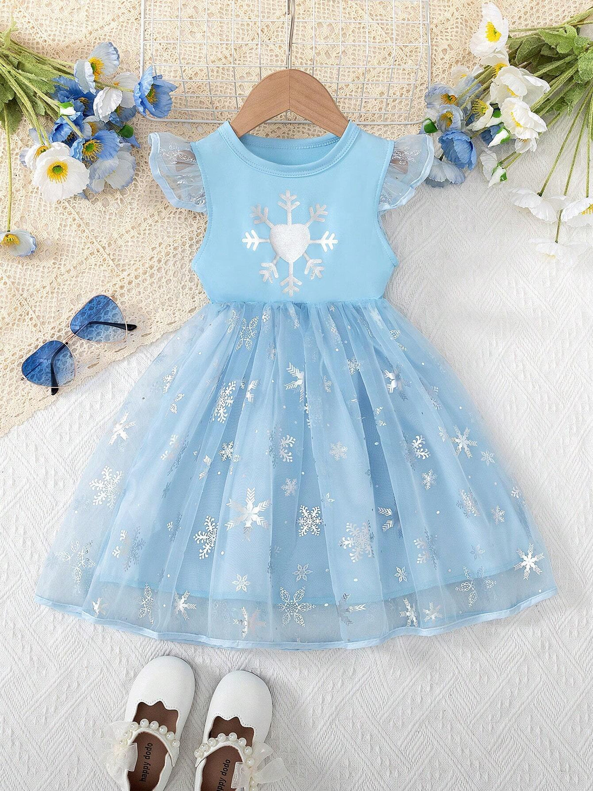 Young Girl Snowflake Pattern Mesh Hem Luxurious Ice Crystal Tiered Sleeve Dress
