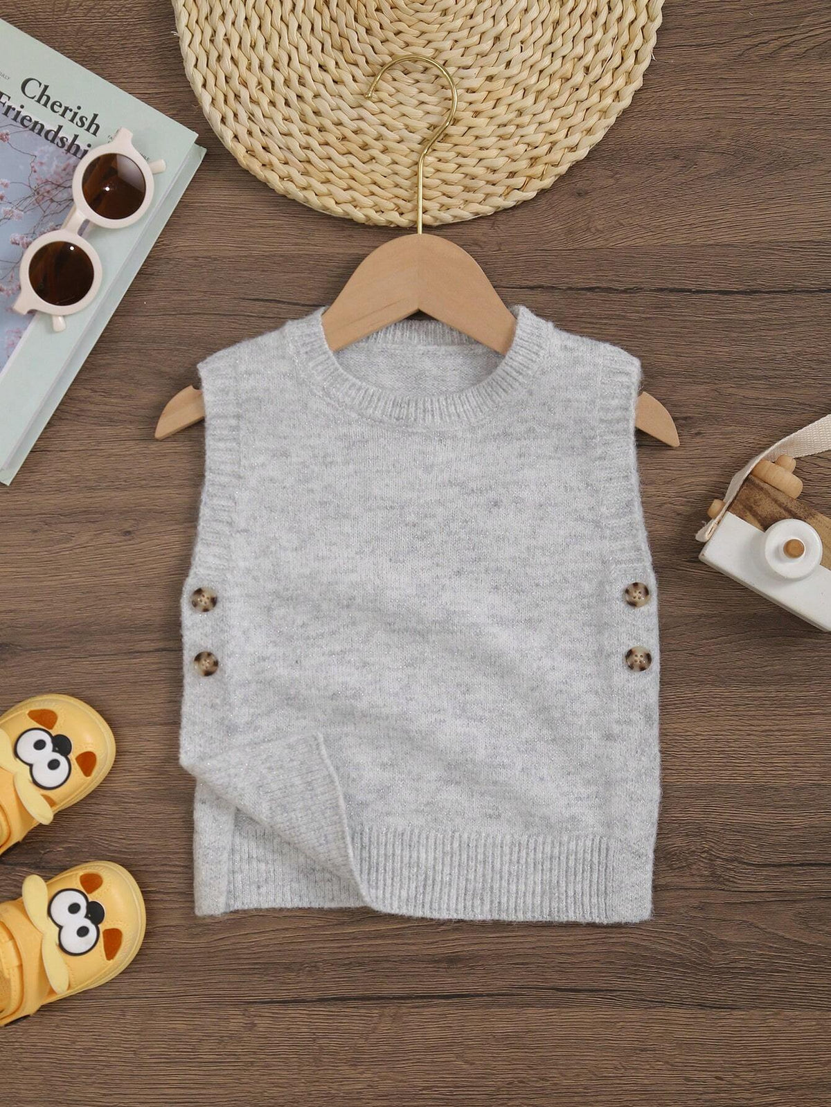 Young Girl' Solid Color Buttoned Knitted Vest Sweater
