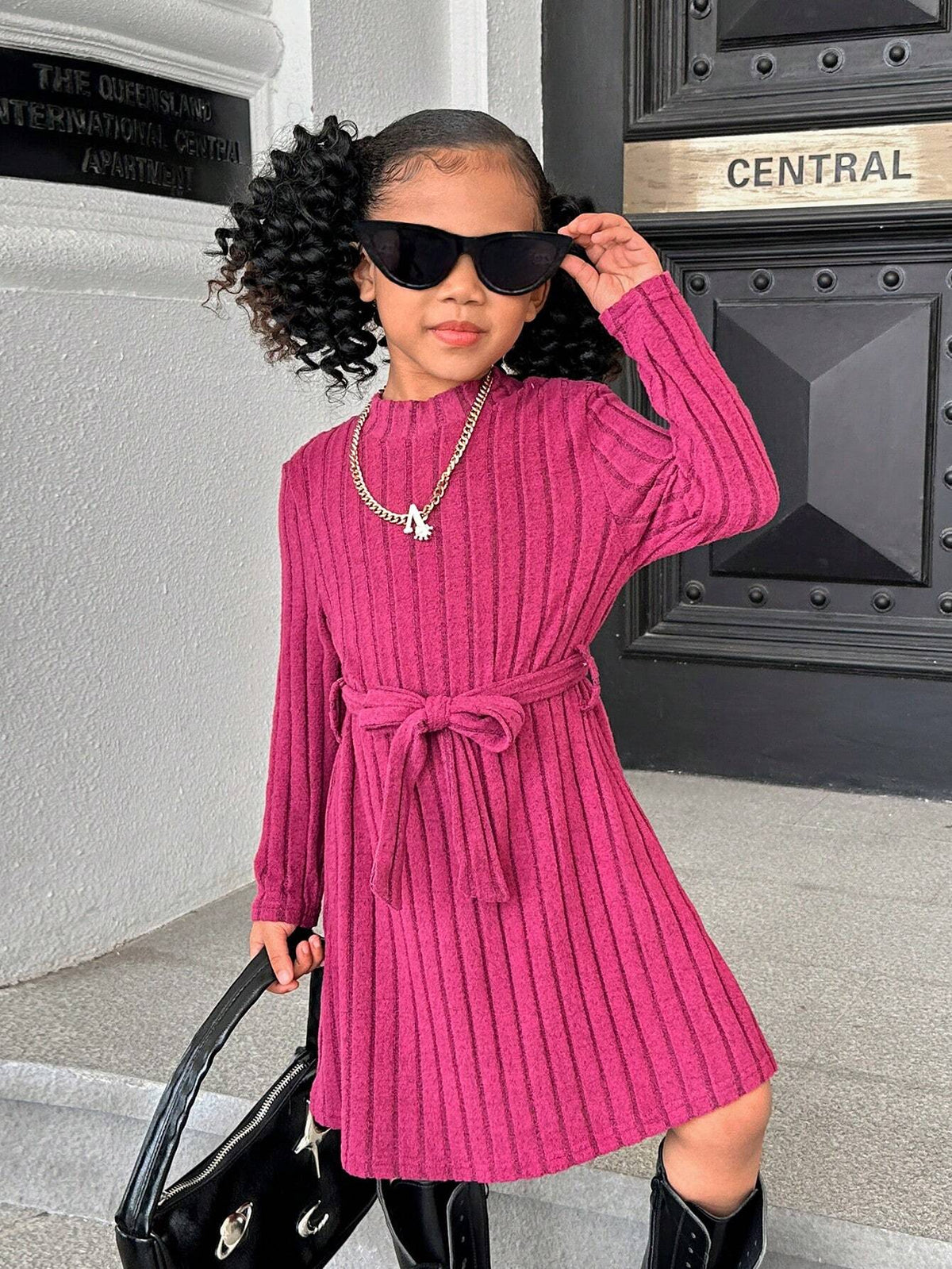 Young Girl Solid Color Tight Crew Neck Casual Knit Dress