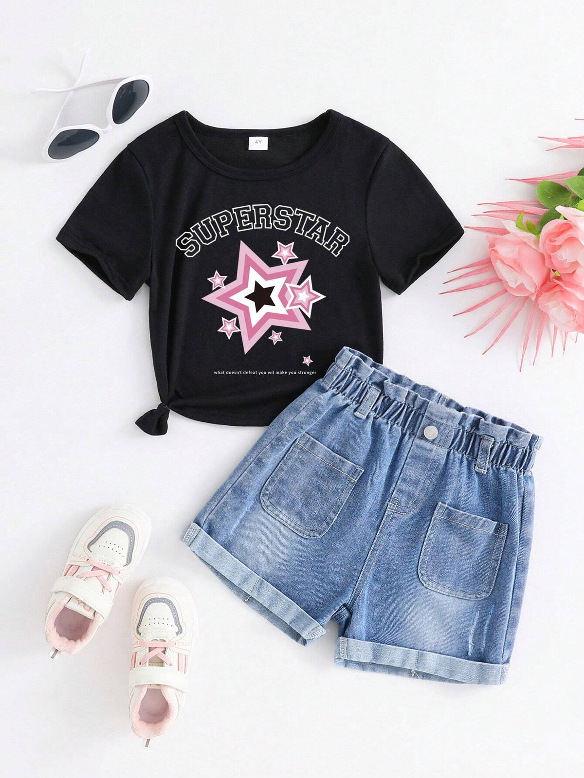 Young Girl Star Pattern Printed Short-Sleeved T-Shirt And Denim Shorts